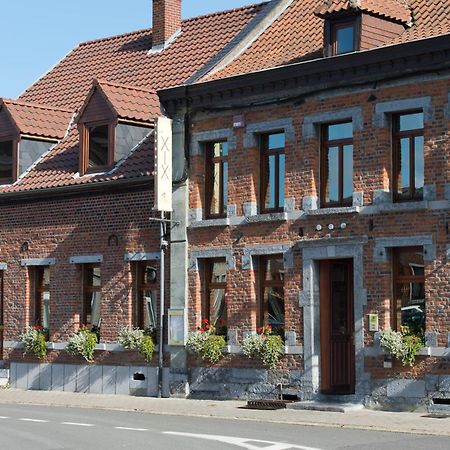 Auberge Le XIX Eme Thulin Екстер'єр фото