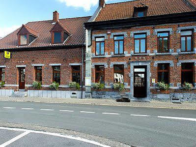 Auberge Le XIX Eme Thulin Екстер'єр фото
